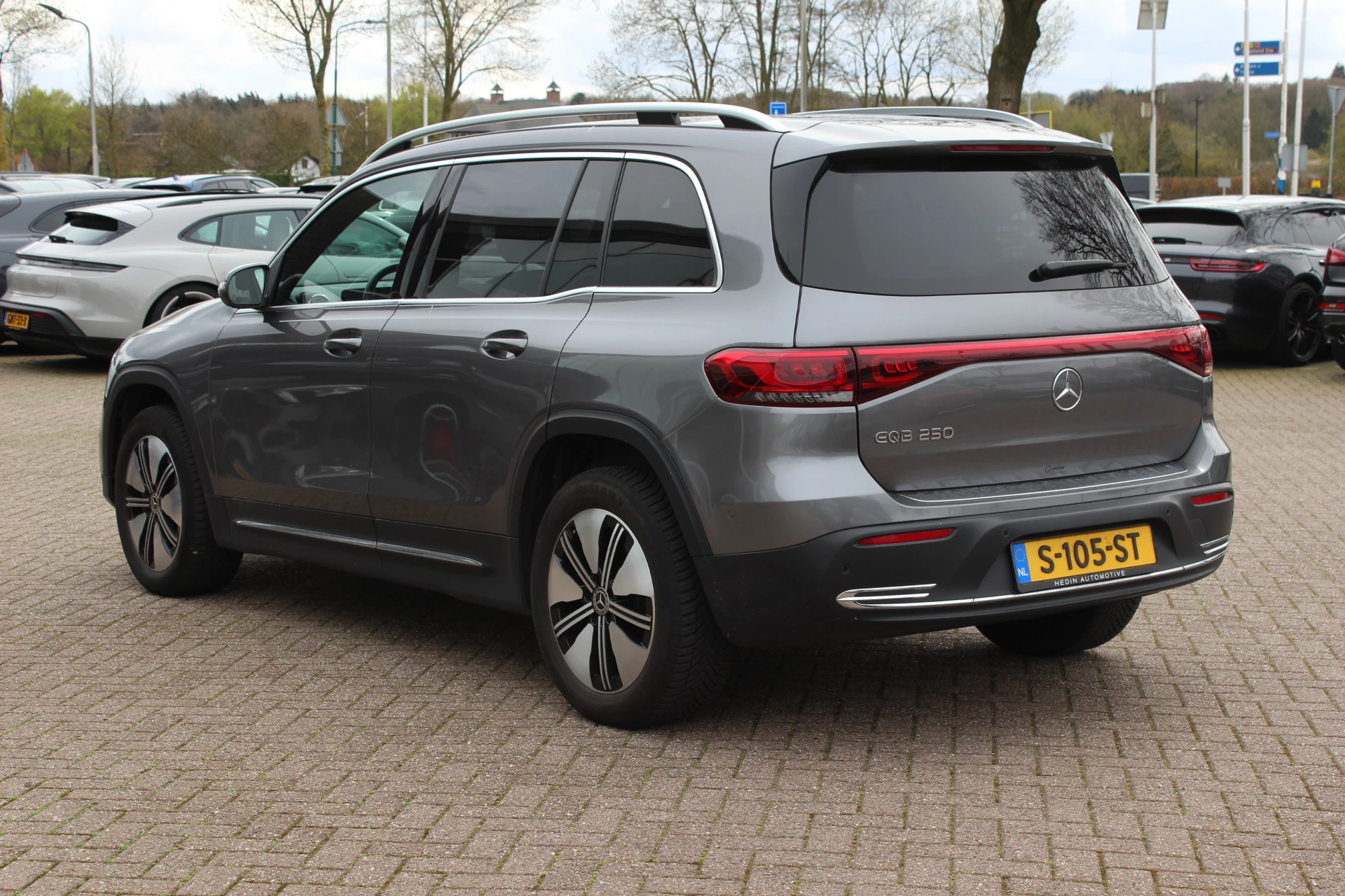 Hoofdafbeelding Mercedes-Benz EQB