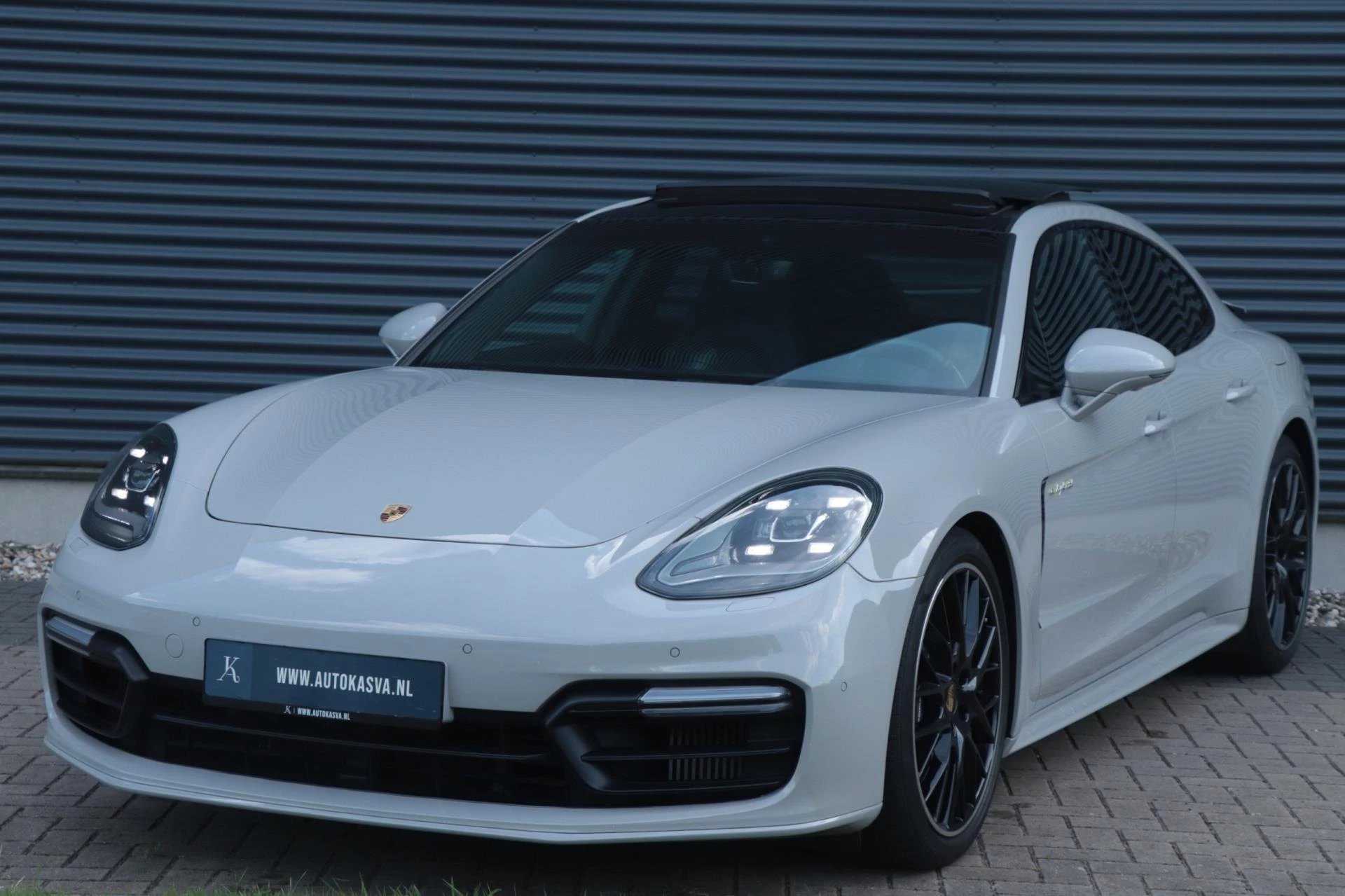 Hoofdafbeelding Porsche Panamera