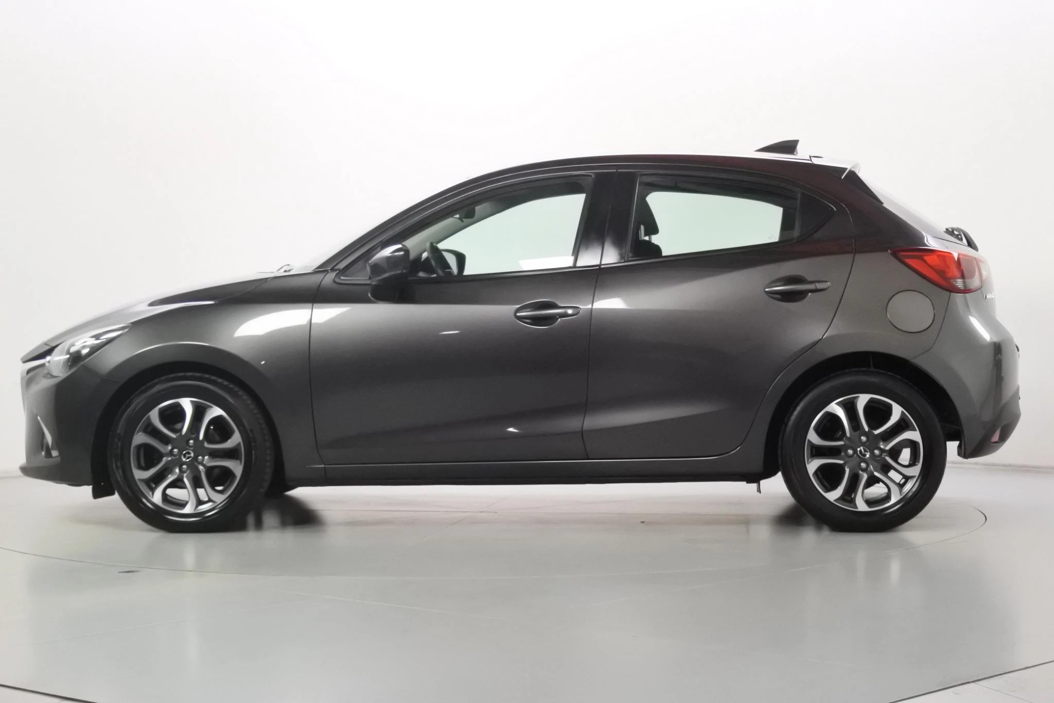 Hoofdafbeelding Mazda 2