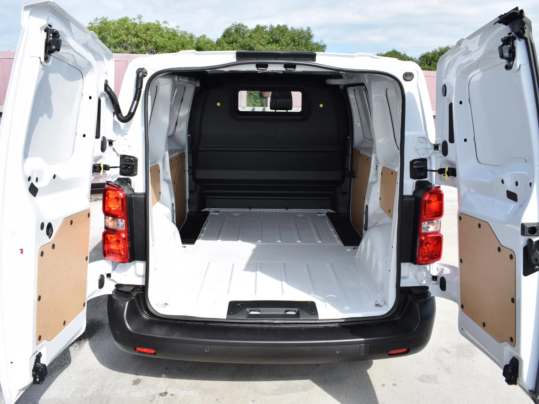 Hoofdafbeelding Opel Vivaro-e