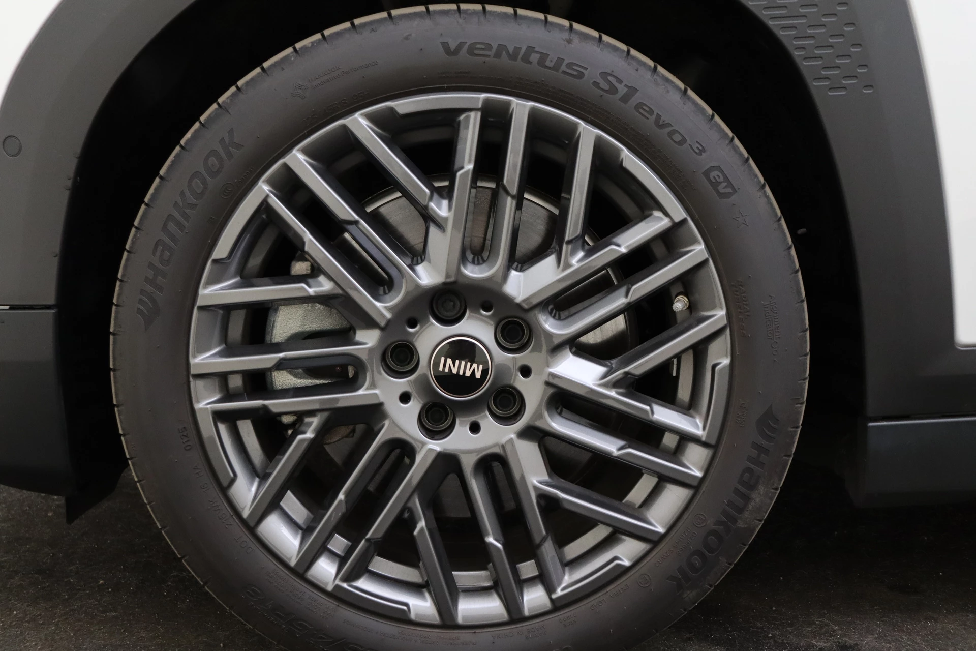 Hoofdafbeelding MINI Aceman