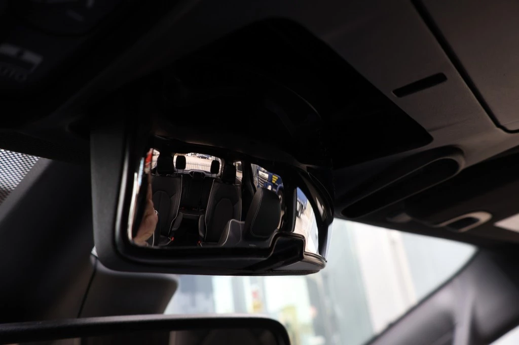 Hoofdafbeelding Chrysler Pacifica