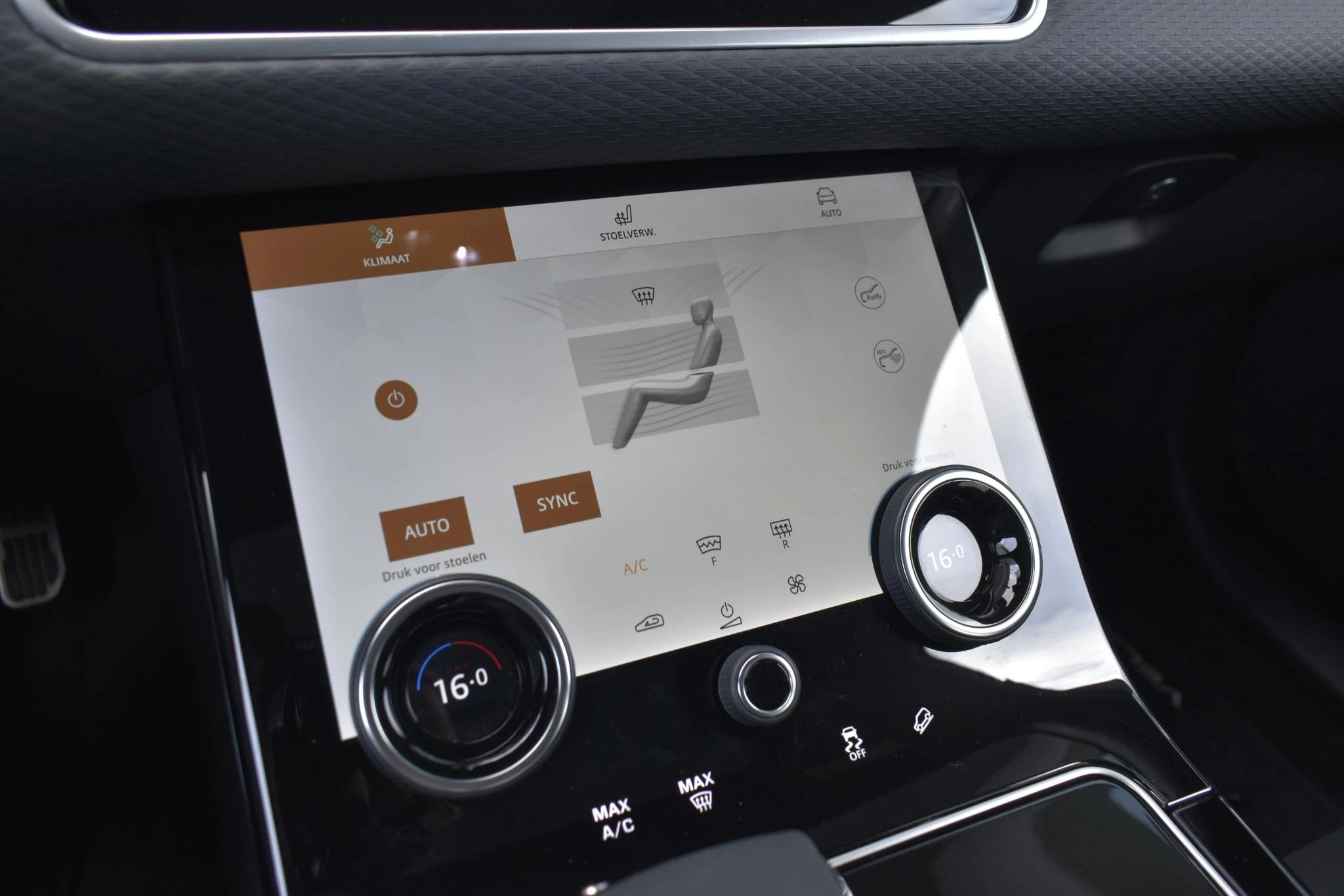 Hoofdafbeelding Land Rover Range Rover Velar