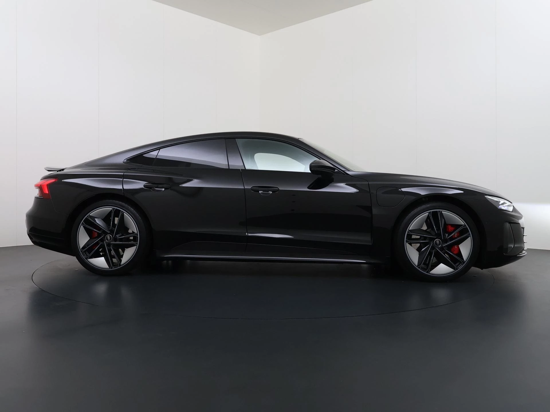 Hoofdafbeelding Audi e-tron GT