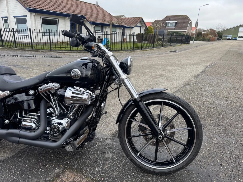 Hoofdafbeelding Harley-Davidson Breakout