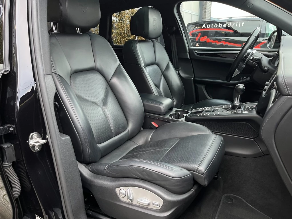 Hoofdafbeelding Porsche Macan