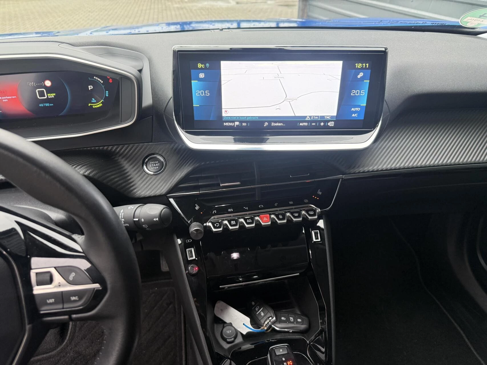 Hoofdafbeelding Peugeot e-2008