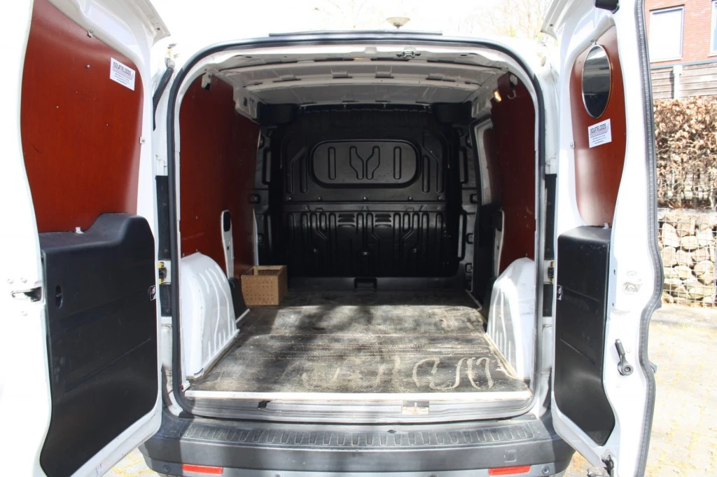 Hoofdafbeelding Opel Combo