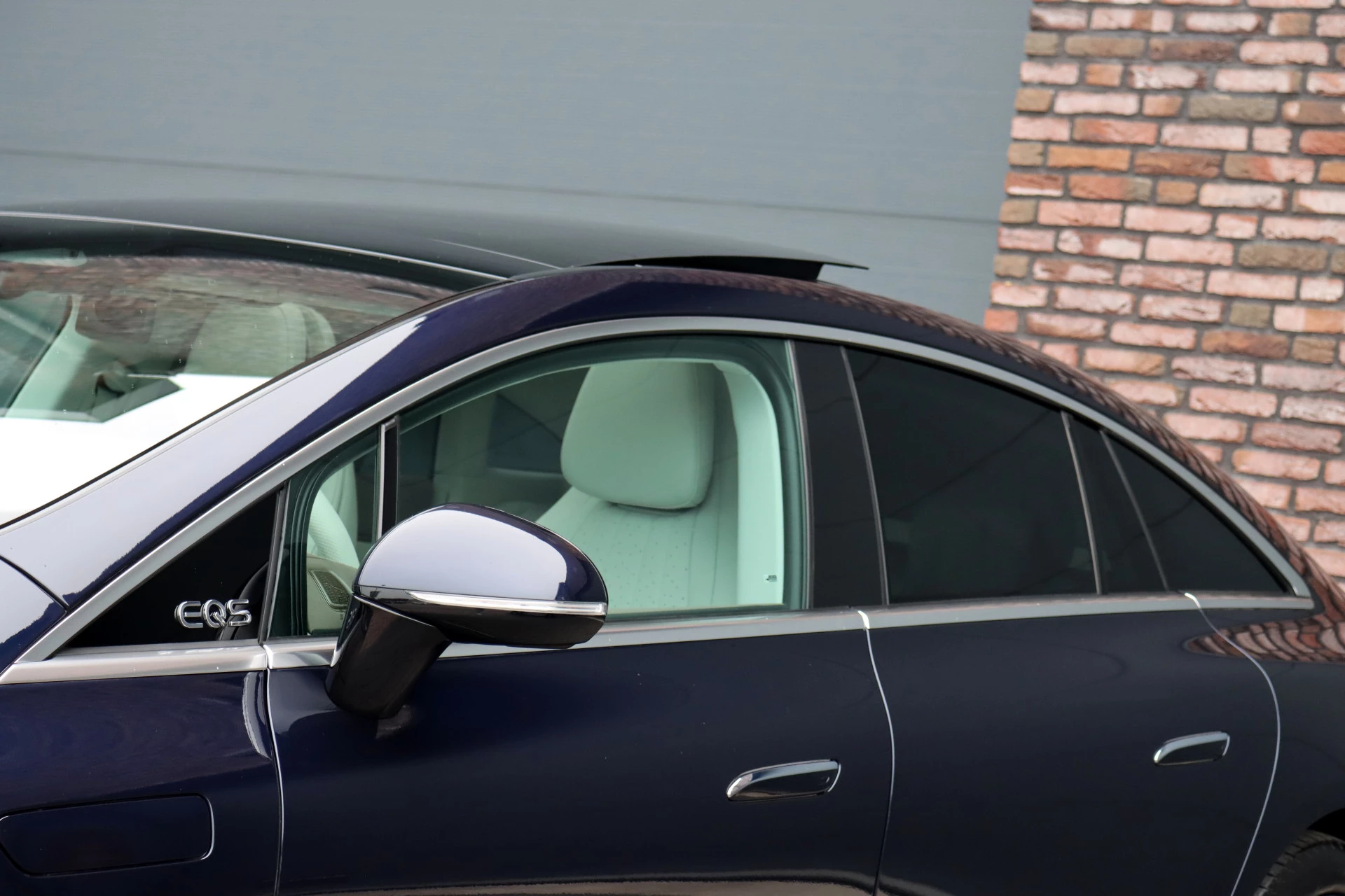 Hoofdafbeelding Mercedes-Benz EQS