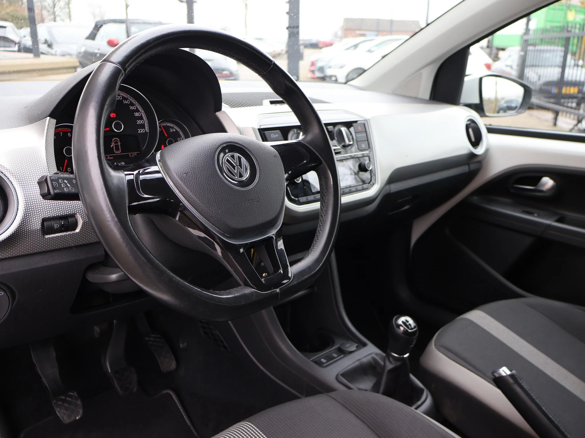 Hoofdafbeelding Volkswagen up!