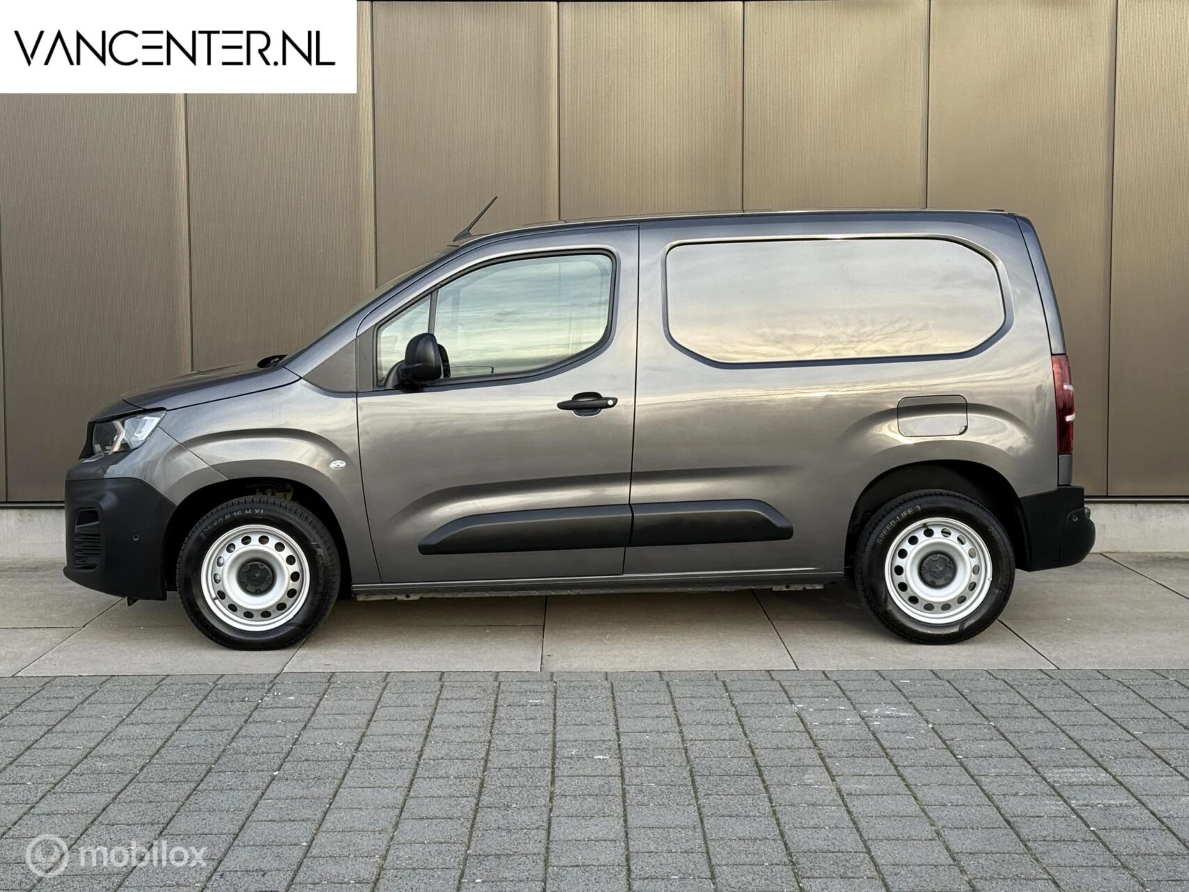 Hoofdafbeelding Peugeot Partner