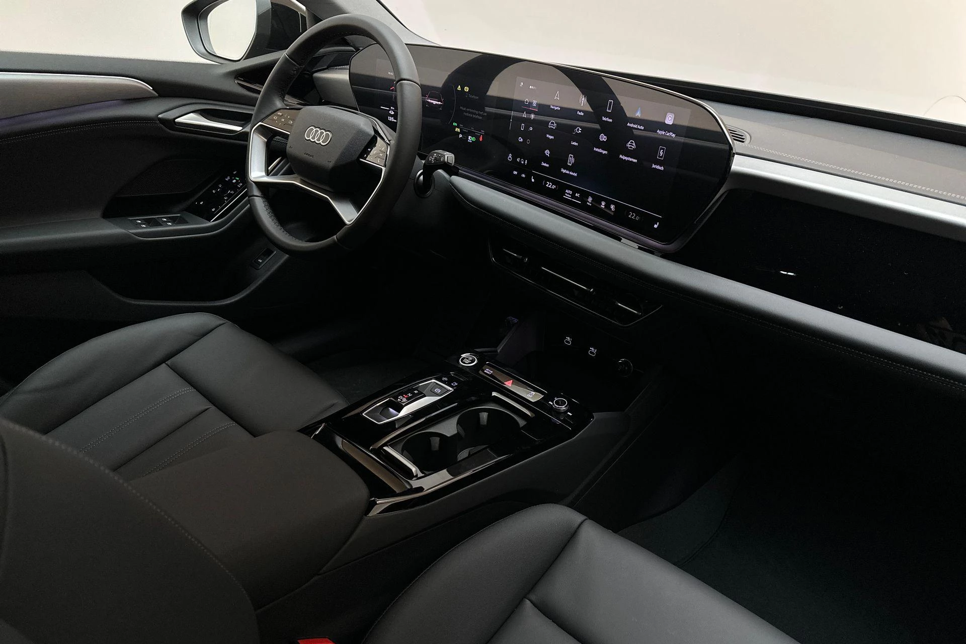 Hoofdafbeelding Audi A6 Avant e-tron