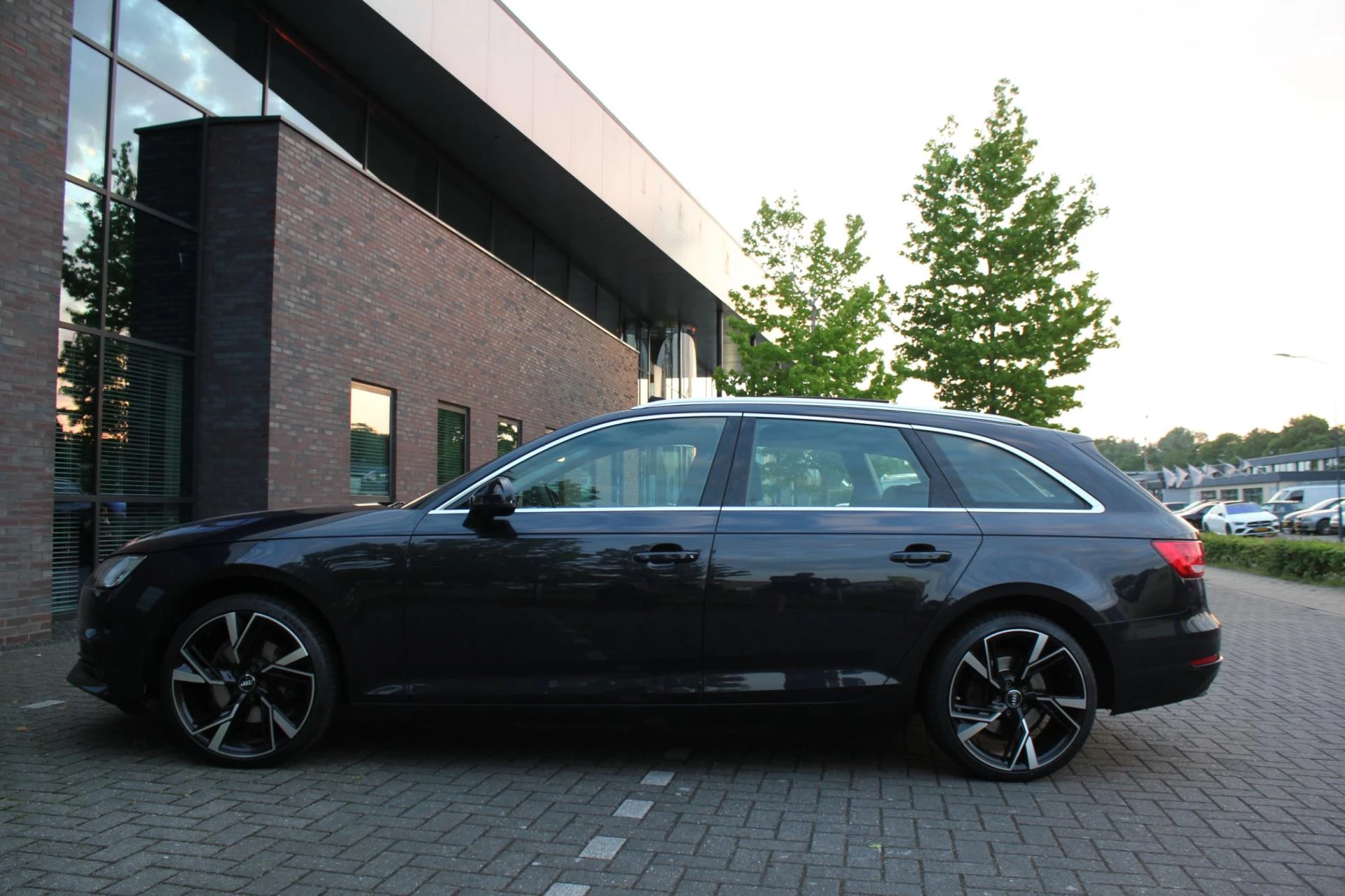 Hoofdafbeelding Audi A4