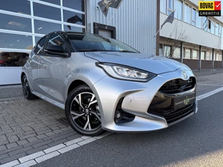 Toyota Yaris 1.5 Hybrid 130 Executive Apple CarPlay Bi-Tone