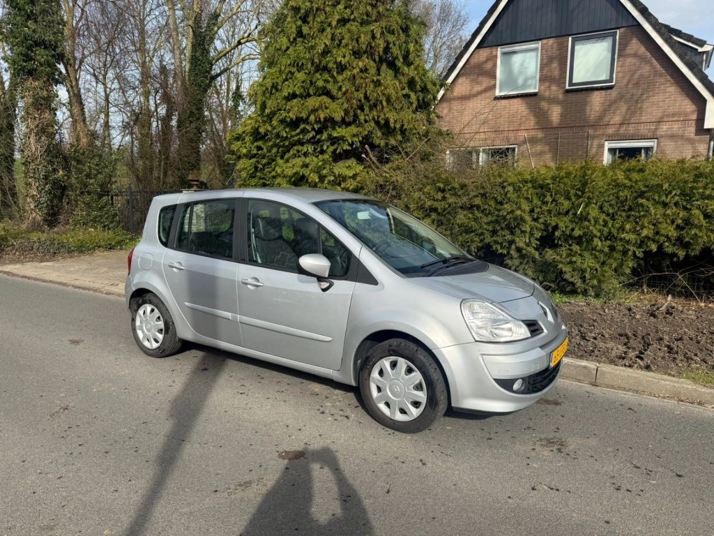 Hoofdafbeelding Renault Modus