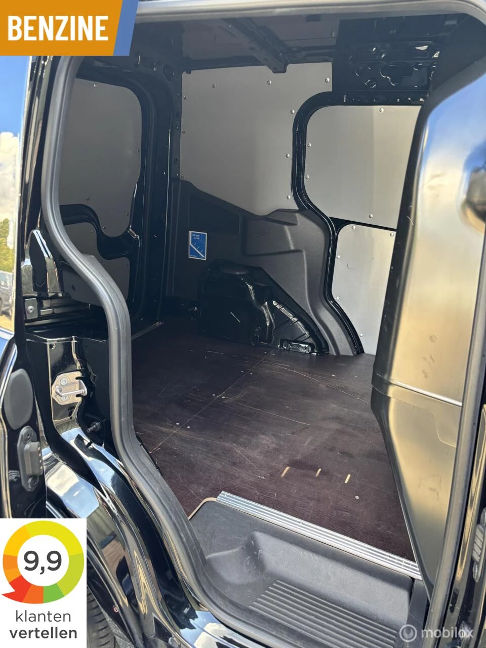 Hoofdafbeelding Ford Transit Courier