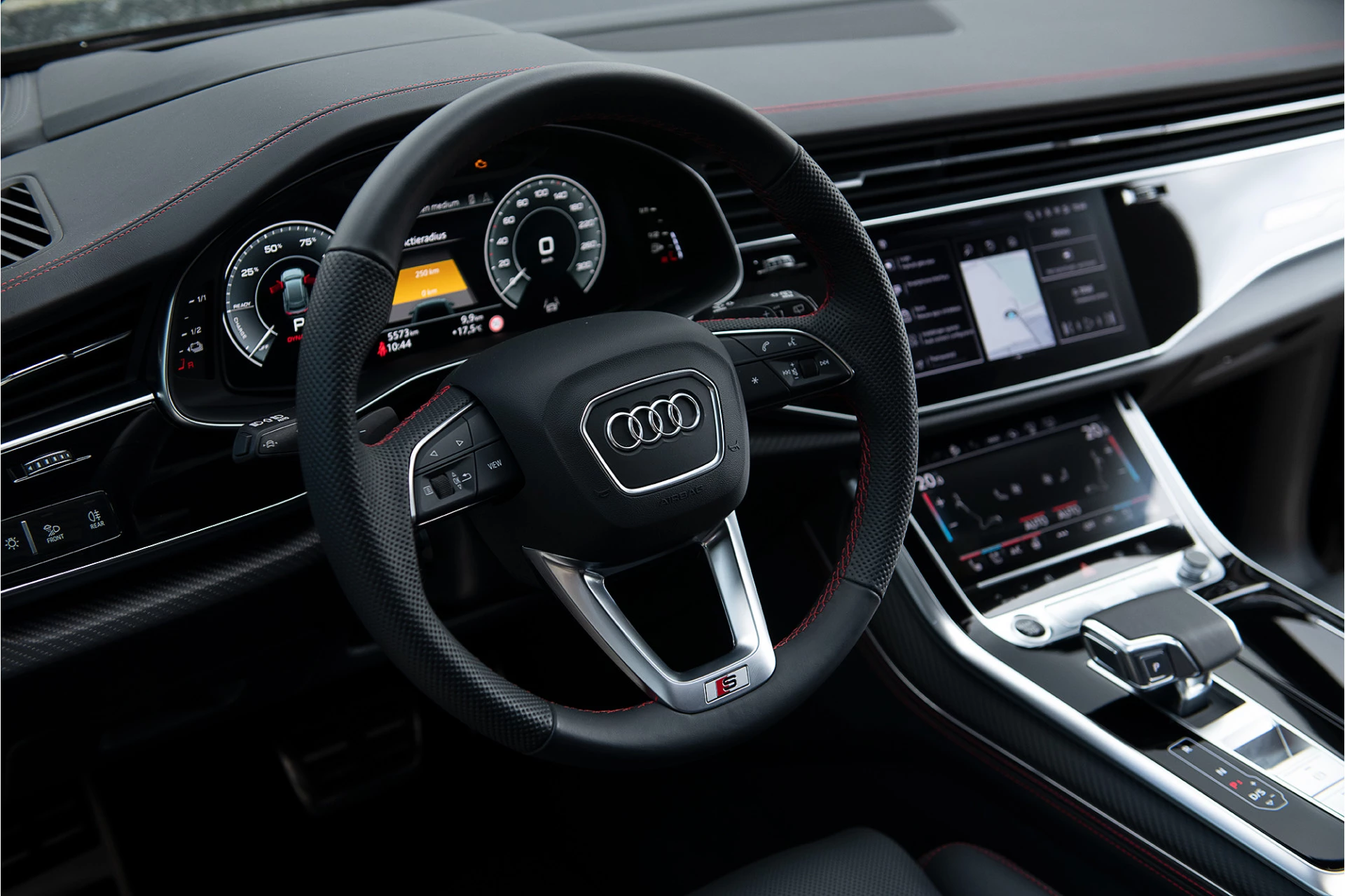 Hoofdafbeelding Audi Q8