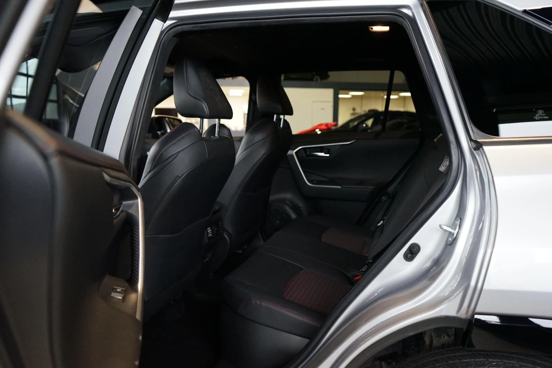 Hoofdafbeelding Suzuki Across