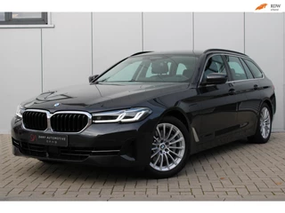 BMW 5-serie Touring 520e ACC I LASER I KEYLESS I EL. TREKH. I MEMORY I CARPLAY I CAM I SFEERVERL. I EL. KOFFERKLEP I