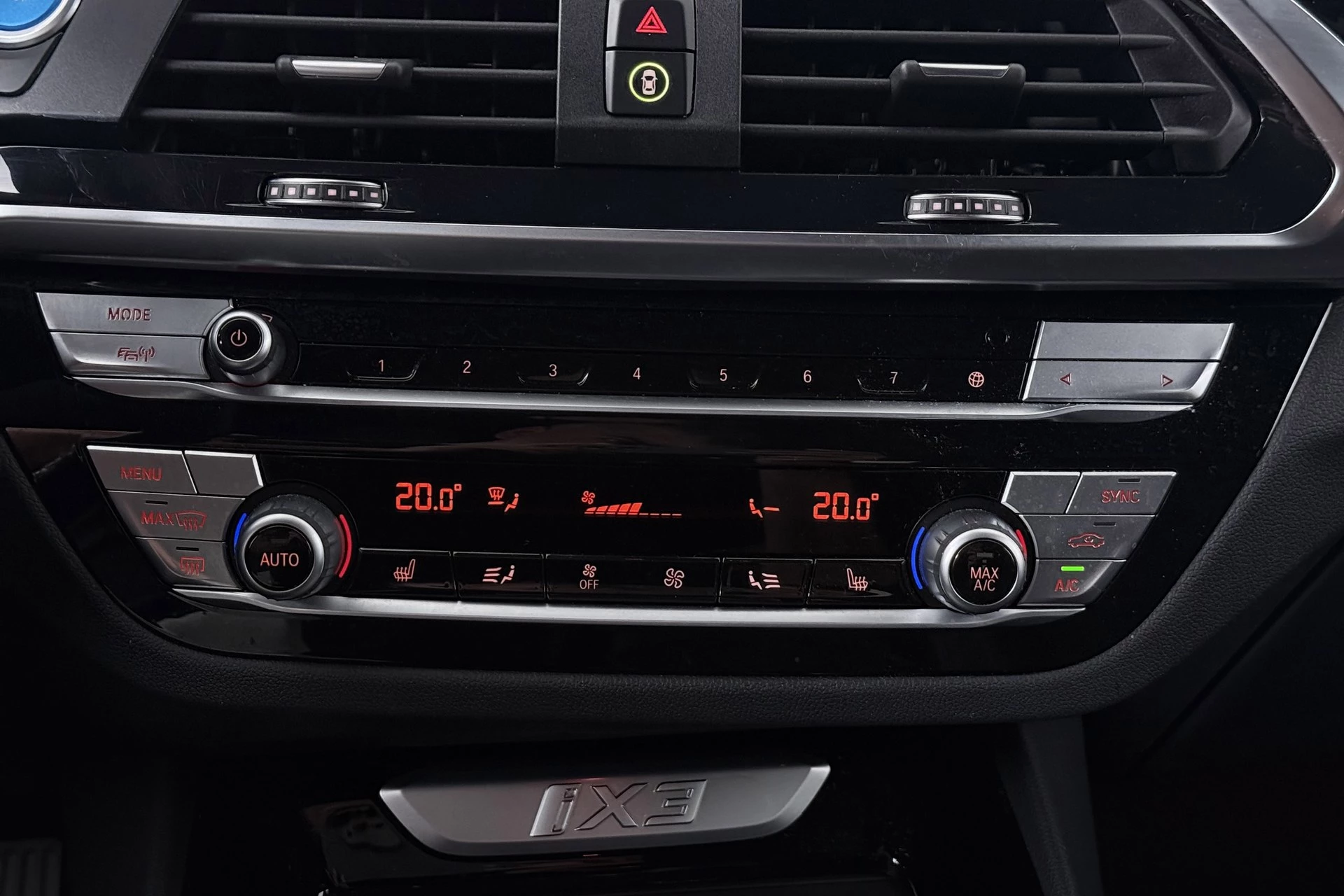 Hoofdafbeelding BMW iX3