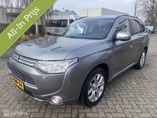 Hoofdafbeelding Mitsubishi Outlander Mitsubishi Outlander 2.0 PHEV Instyle+