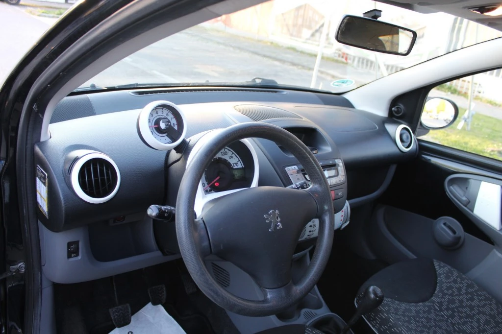 Hoofdafbeelding Peugeot 107