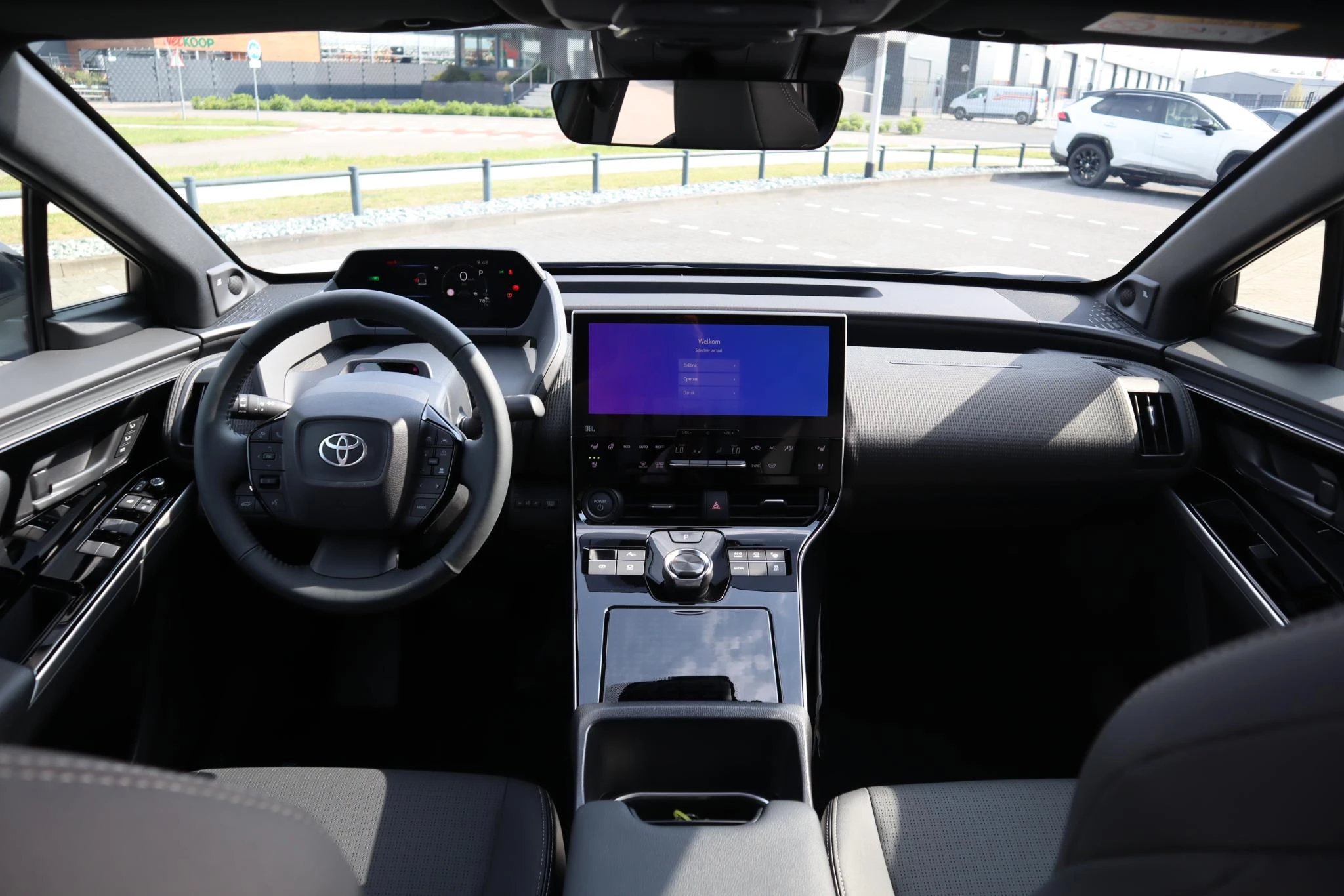 Hoofdafbeelding Toyota bZ4X