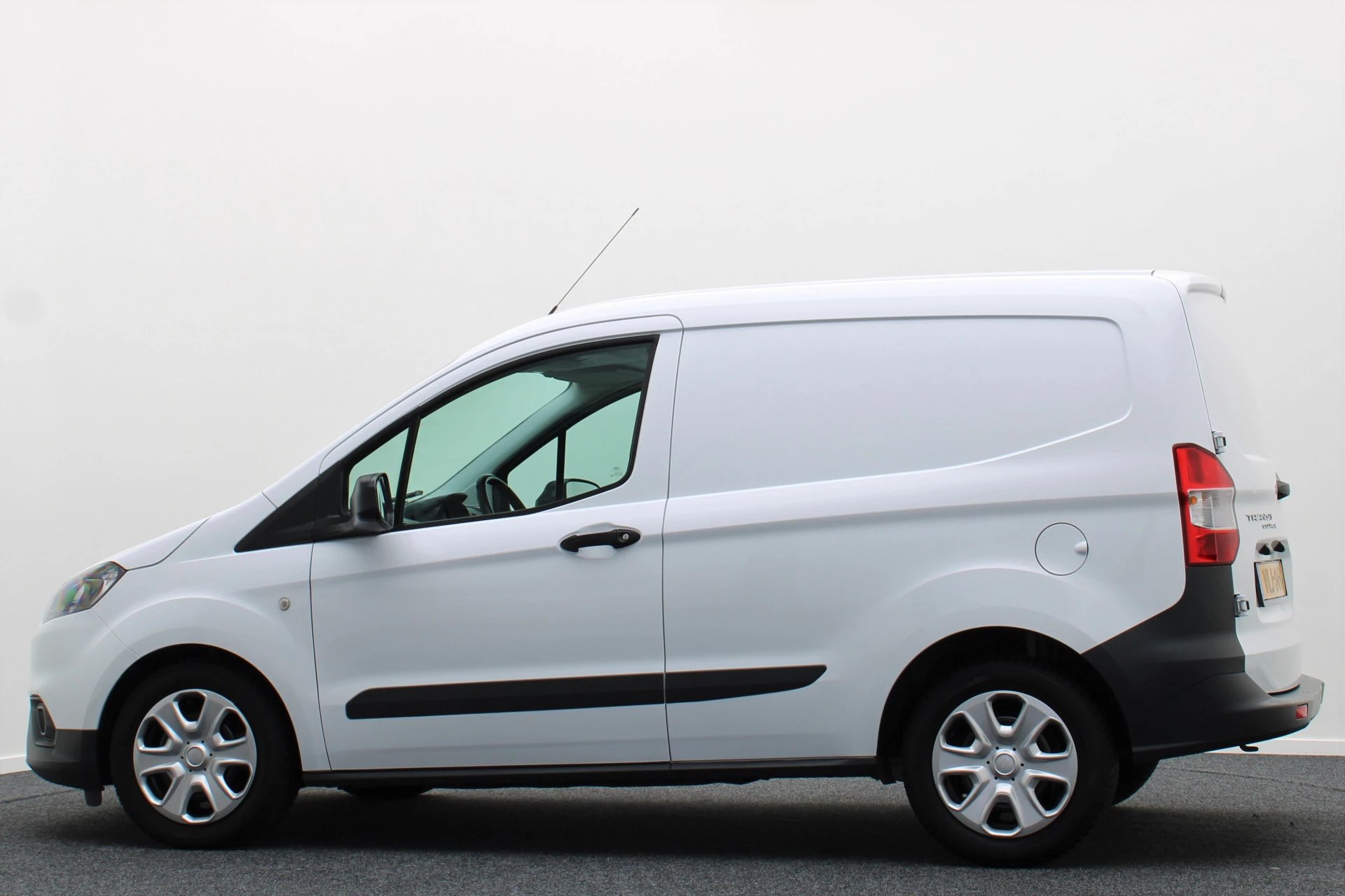 Hoofdafbeelding Ford Transit Courier