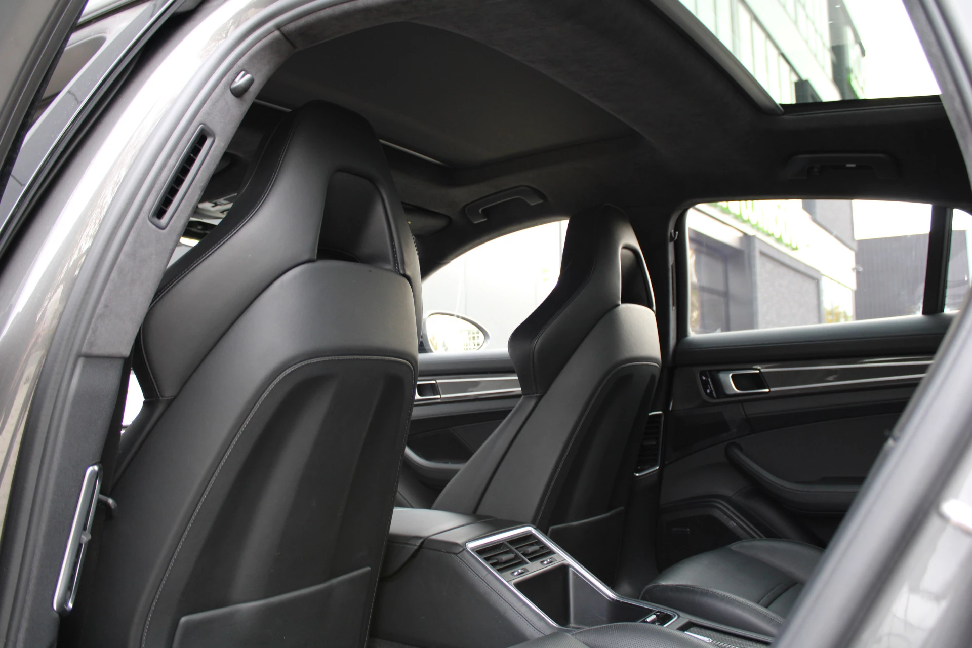 Hoofdafbeelding Porsche Panamera