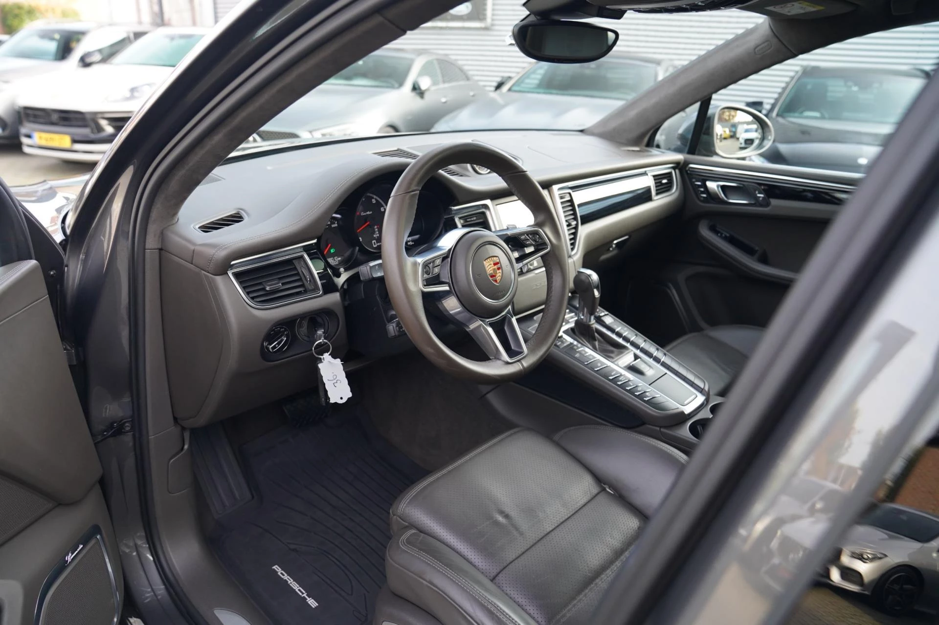 Hoofdafbeelding Porsche Macan