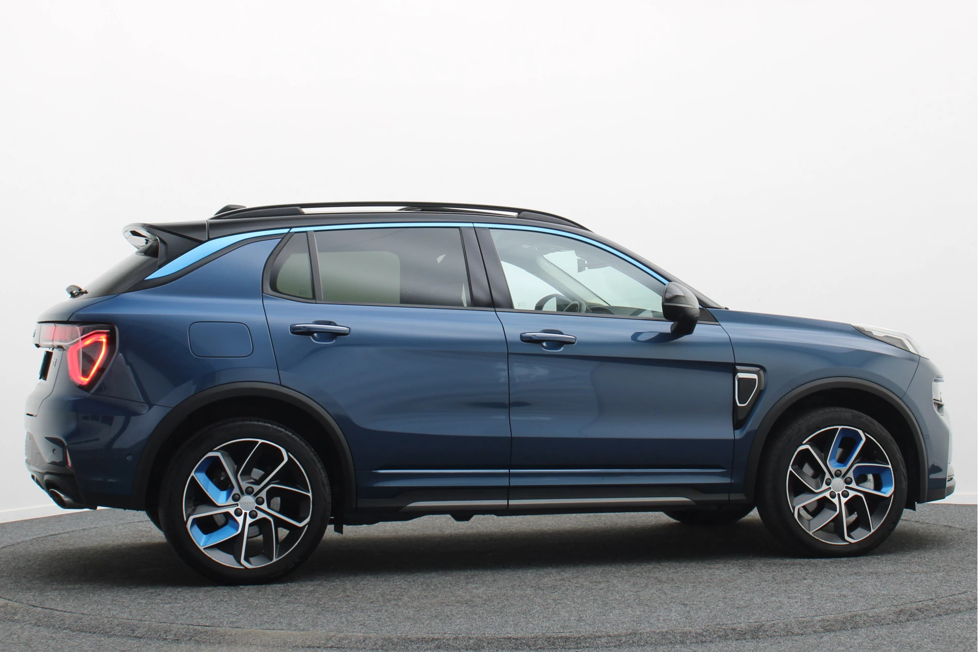 Hoofdafbeelding Lynk & Co 01