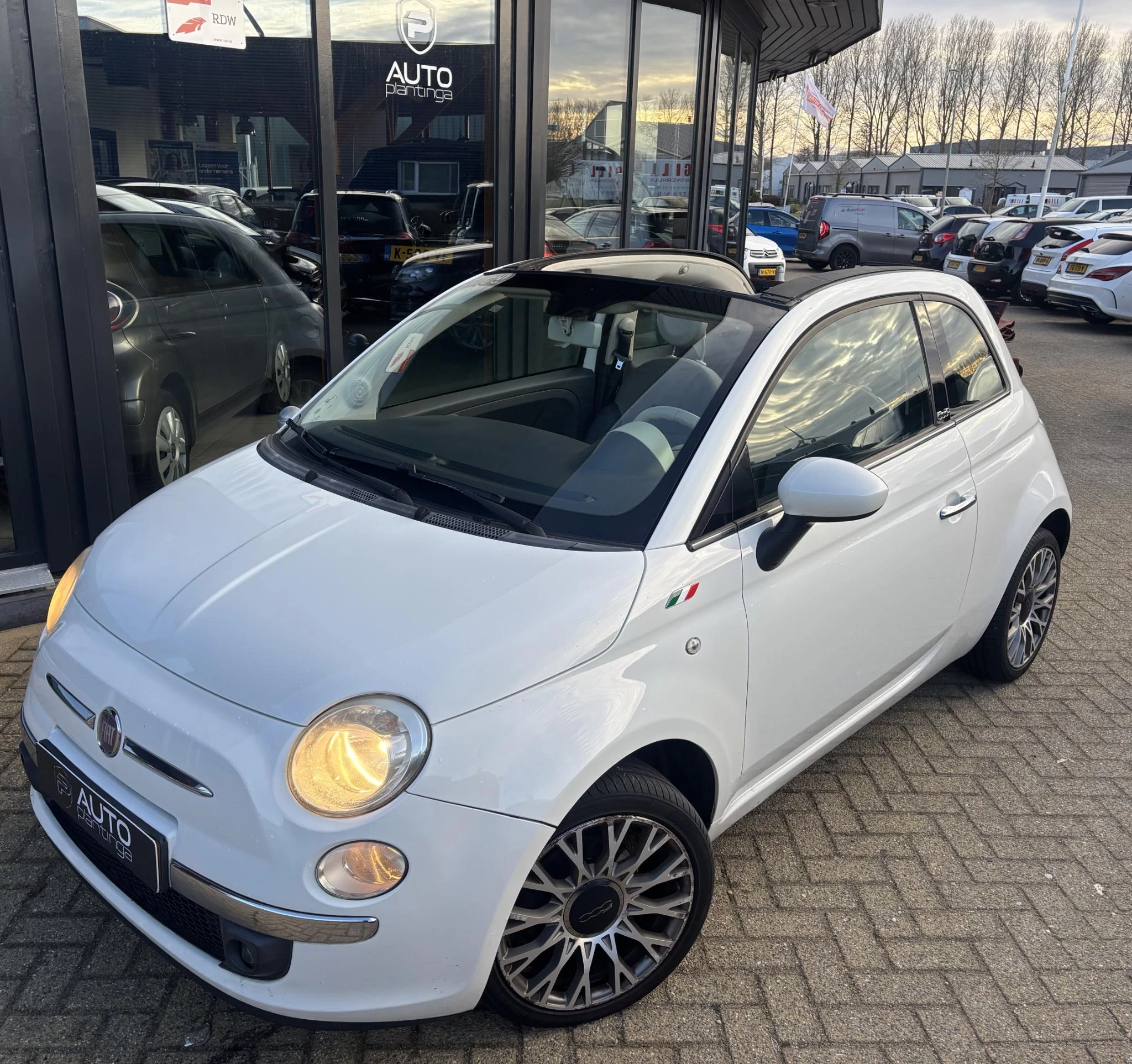 Hoofdafbeelding Fiat 500C