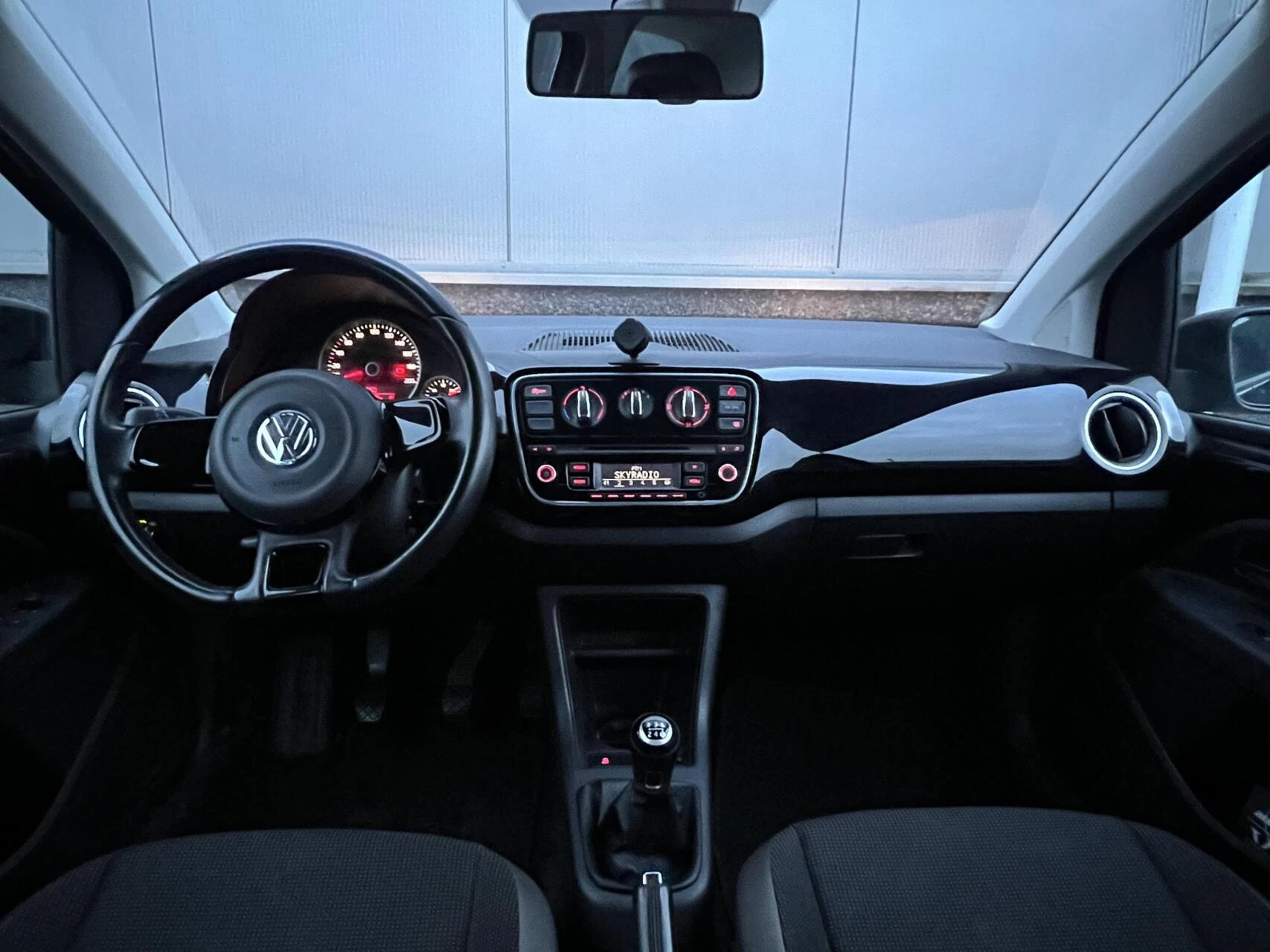 Hoofdafbeelding Volkswagen up!