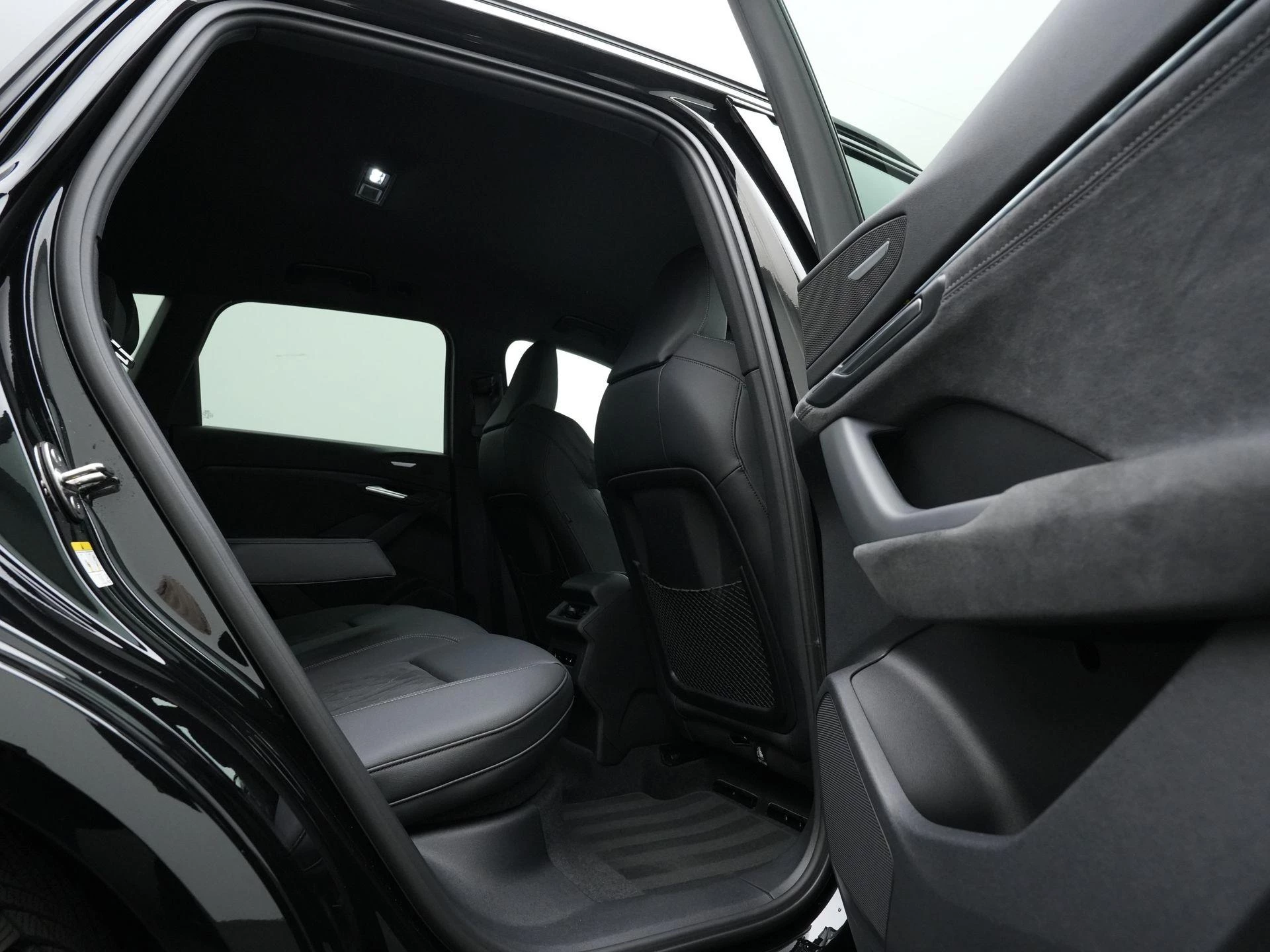 Hoofdafbeelding Audi SQ6 e-tron