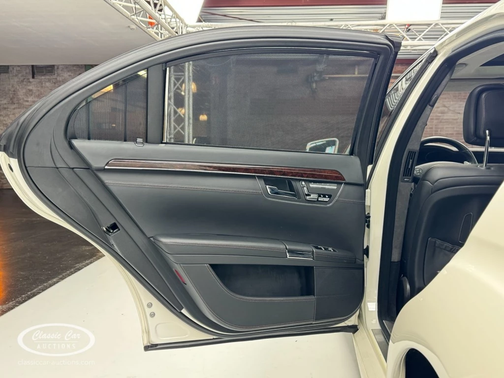 Hoofdafbeelding Mercedes-Benz S-Klasse