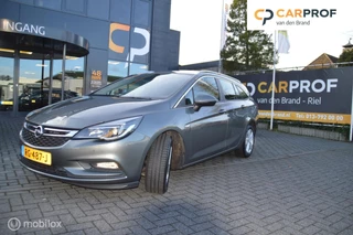 Hoofdafbeelding Opel Astra Opel Astra Sports Tourer 1.4 Business+ bovag garantie