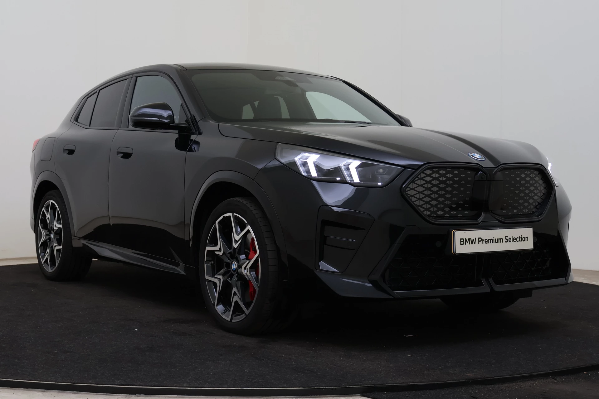 Hoofdafbeelding BMW iX2