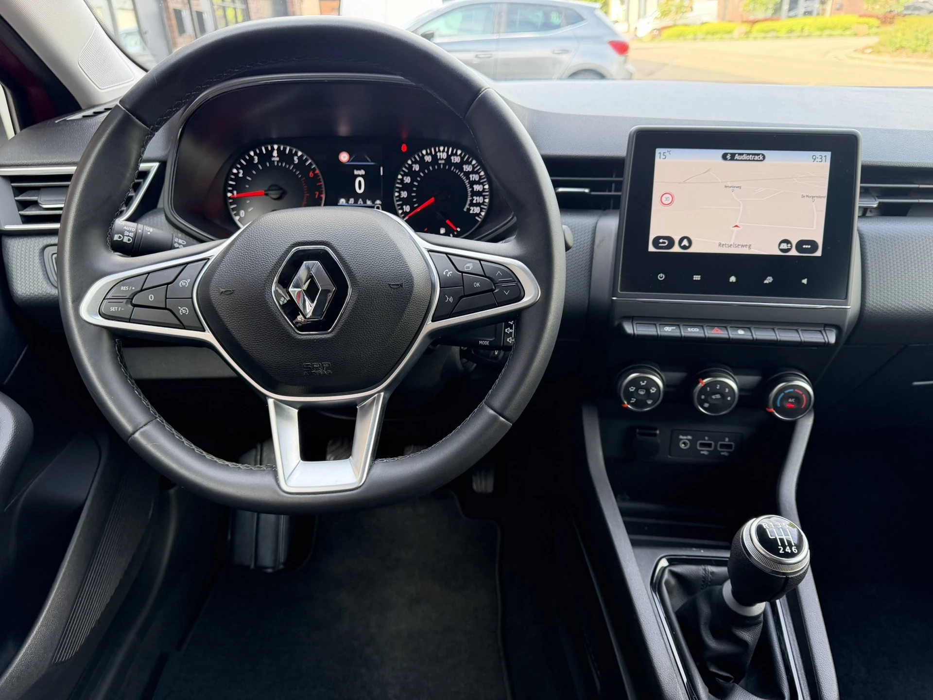 Hoofdafbeelding Renault Clio