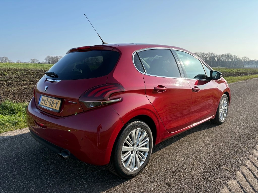 Hoofdafbeelding Peugeot 208