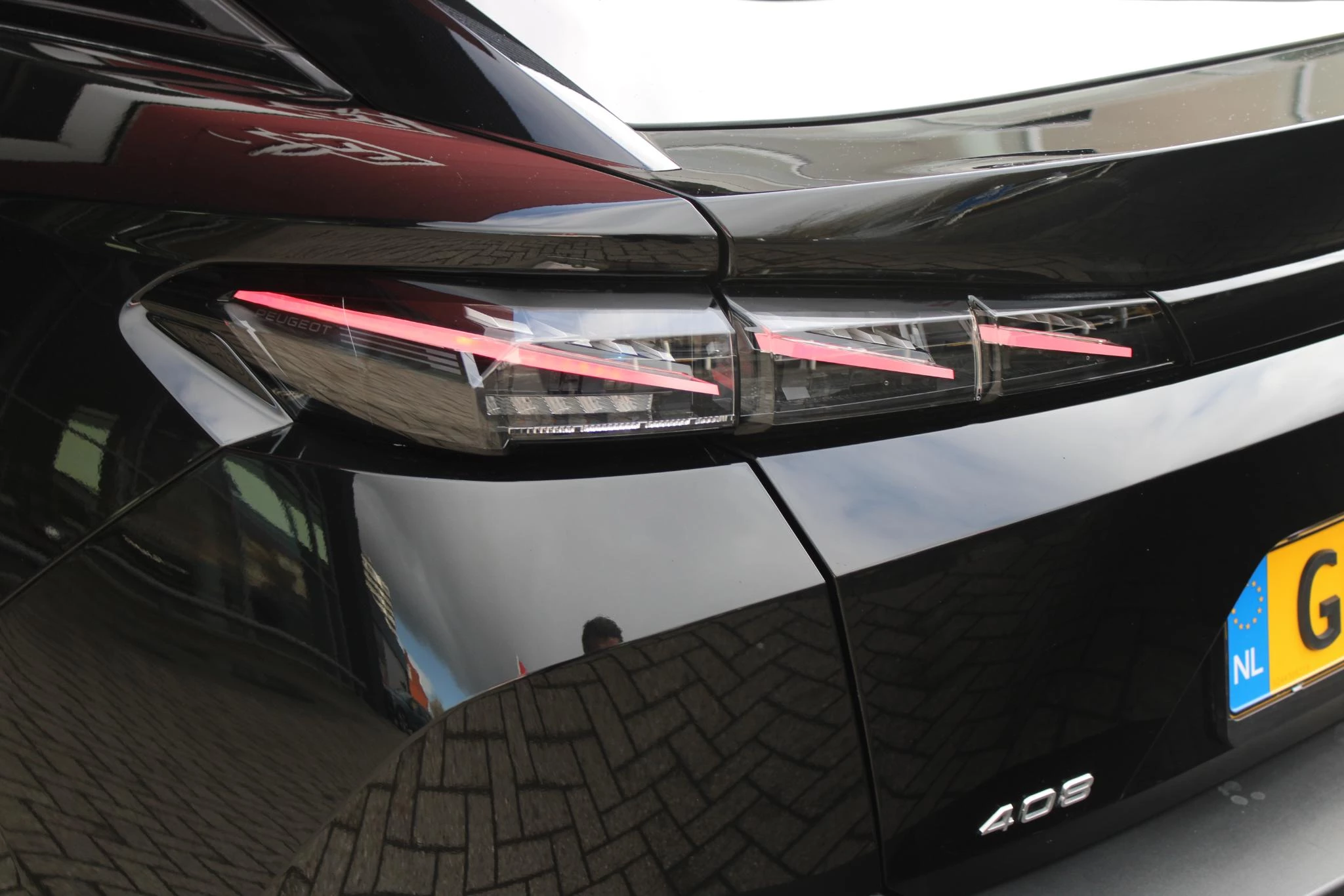 Hoofdafbeelding Peugeot 408