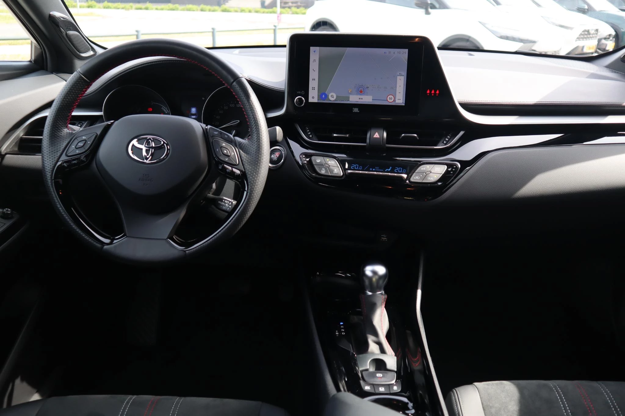 Hoofdafbeelding Toyota C-HR