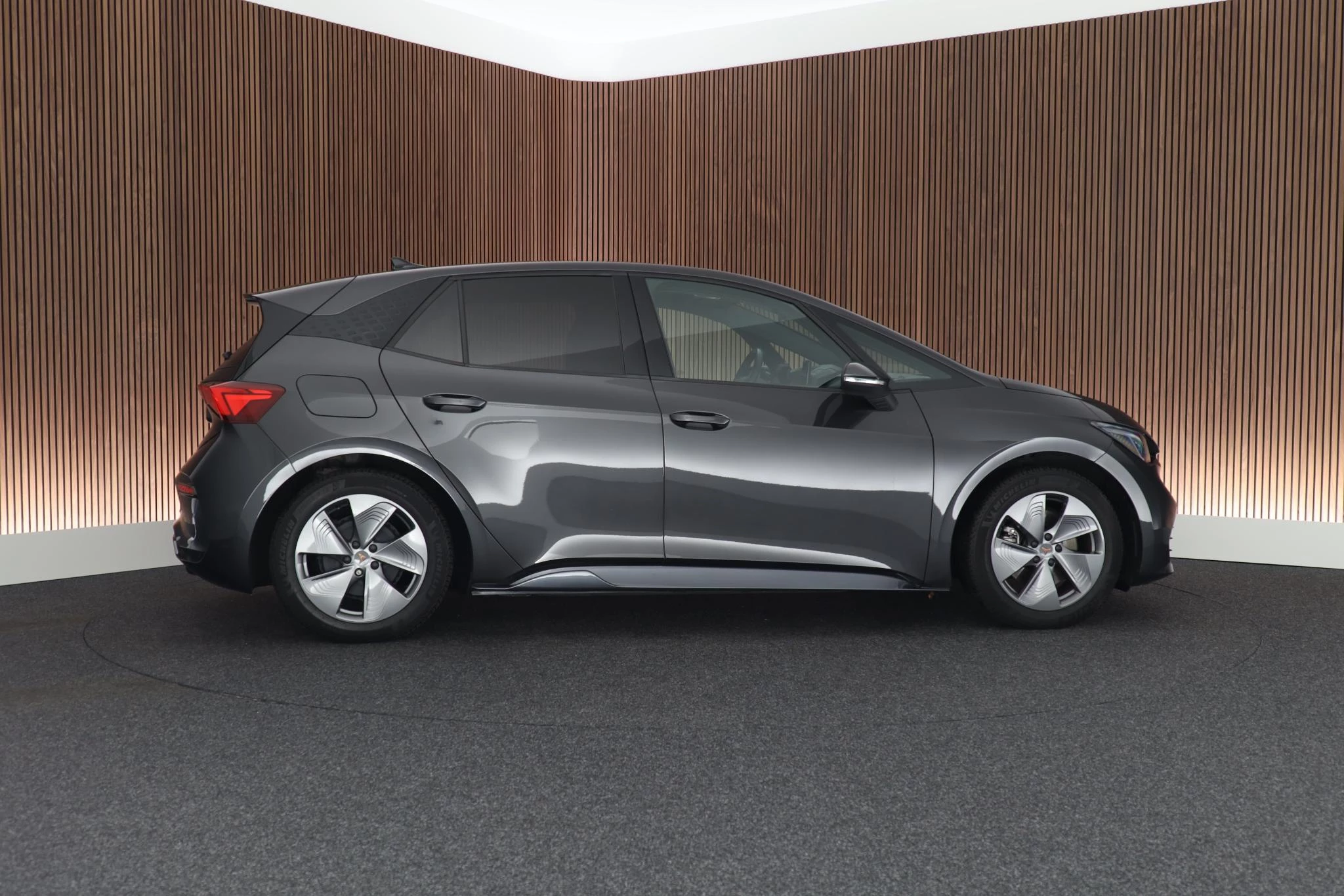 Hoofdafbeelding CUPRA Born