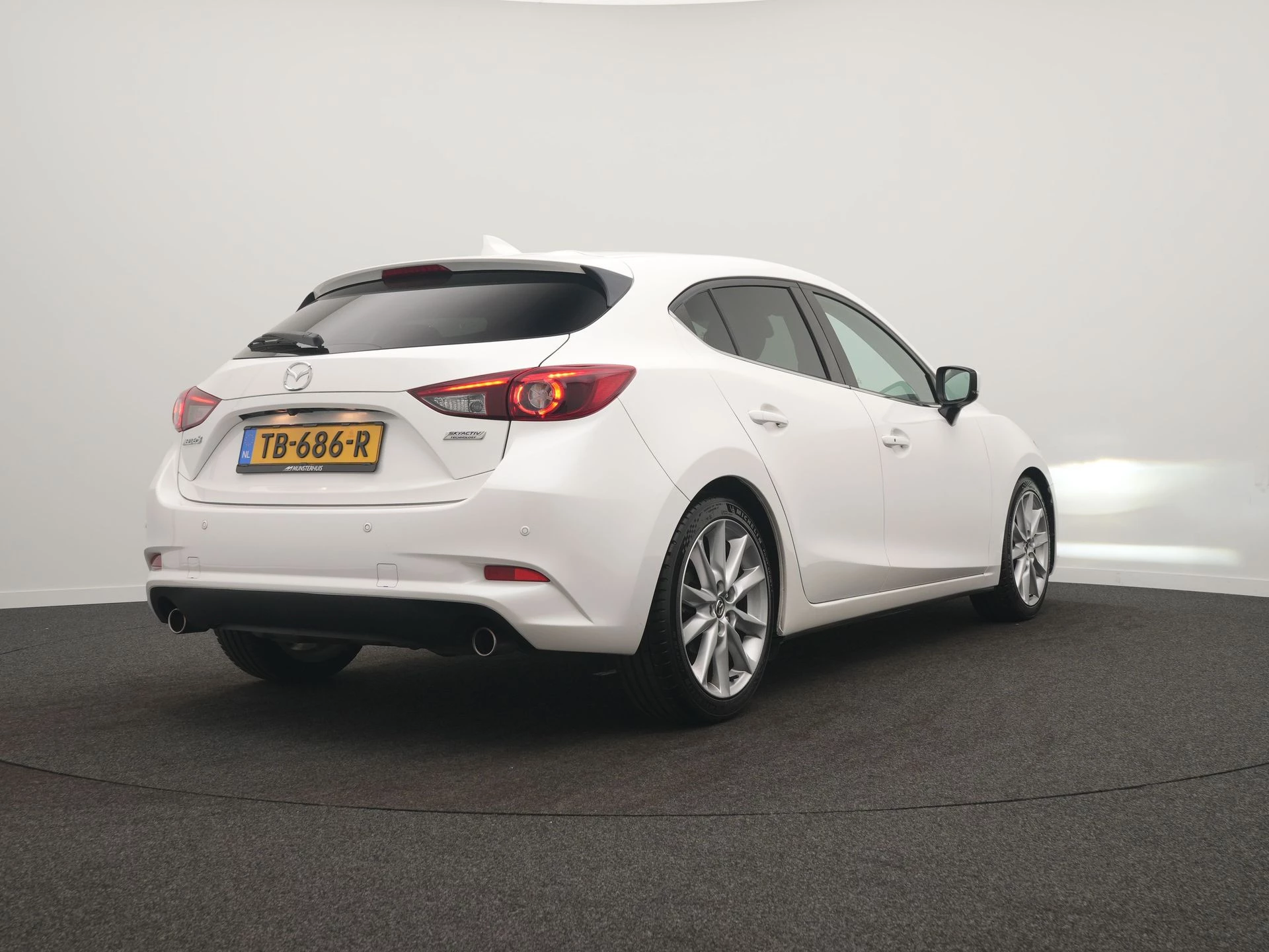 Hoofdafbeelding Mazda 3