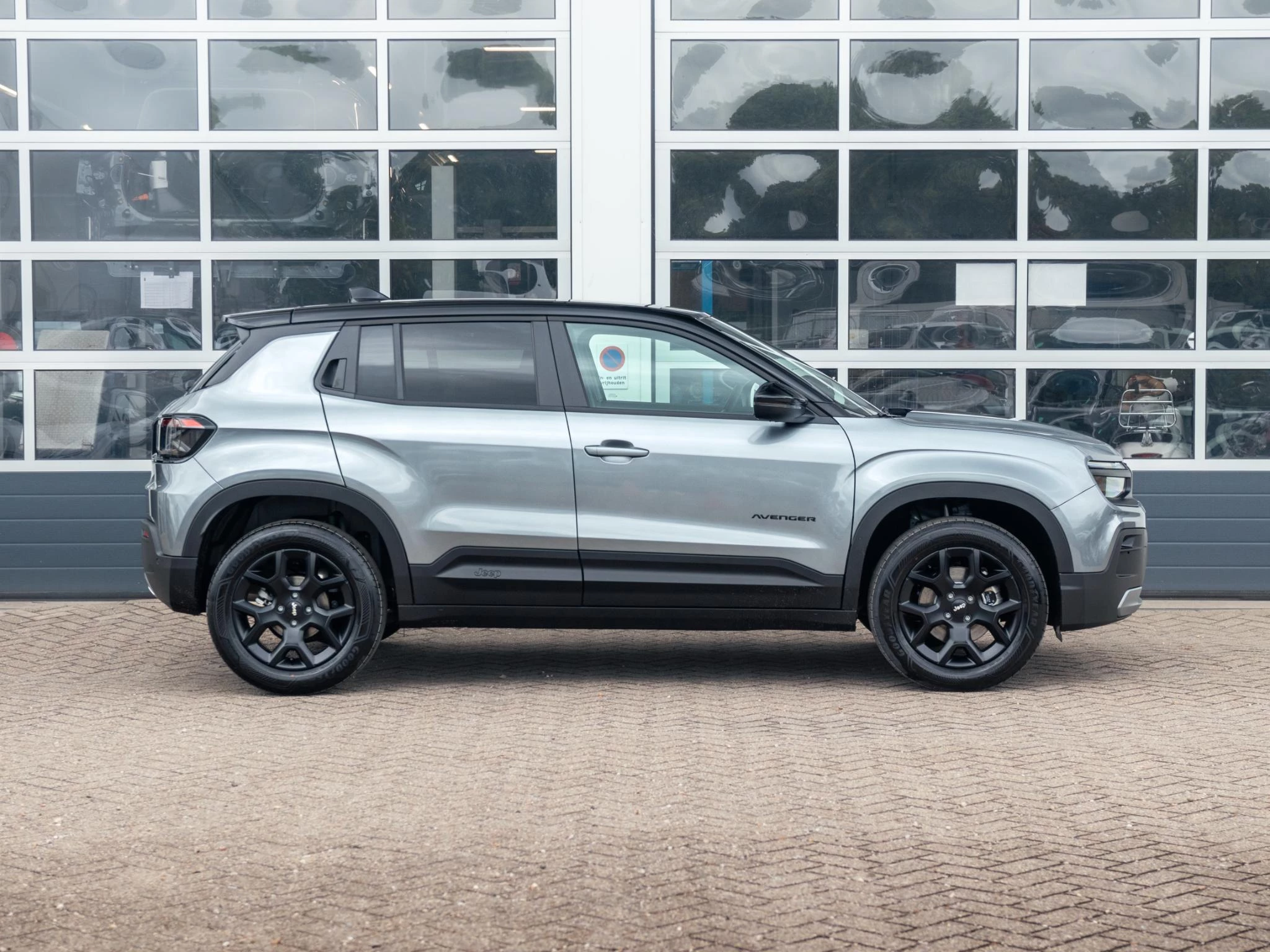 Hoofdafbeelding Jeep Avenger