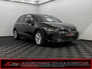 Volkswagen Golf 1.5 TSI Life Edition Clima, Apple carplay, Parkeersensoren, Stoelverwarming, Sfeerverlichting, Led, Keyless start, 2 jaar garantie