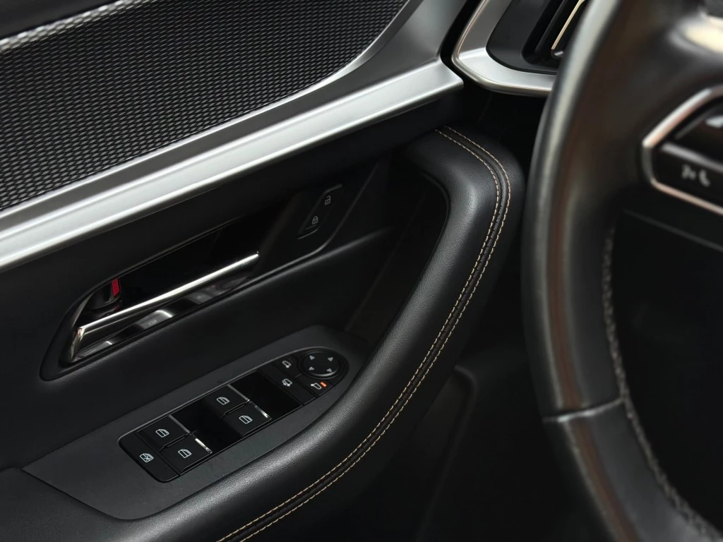 Hoofdafbeelding Mazda CX-60