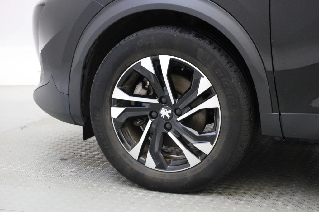 Hoofdafbeelding Peugeot e-2008