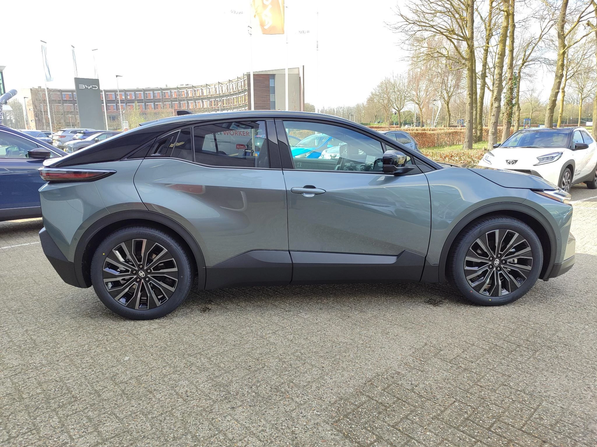 Hoofdafbeelding Toyota C-HR+