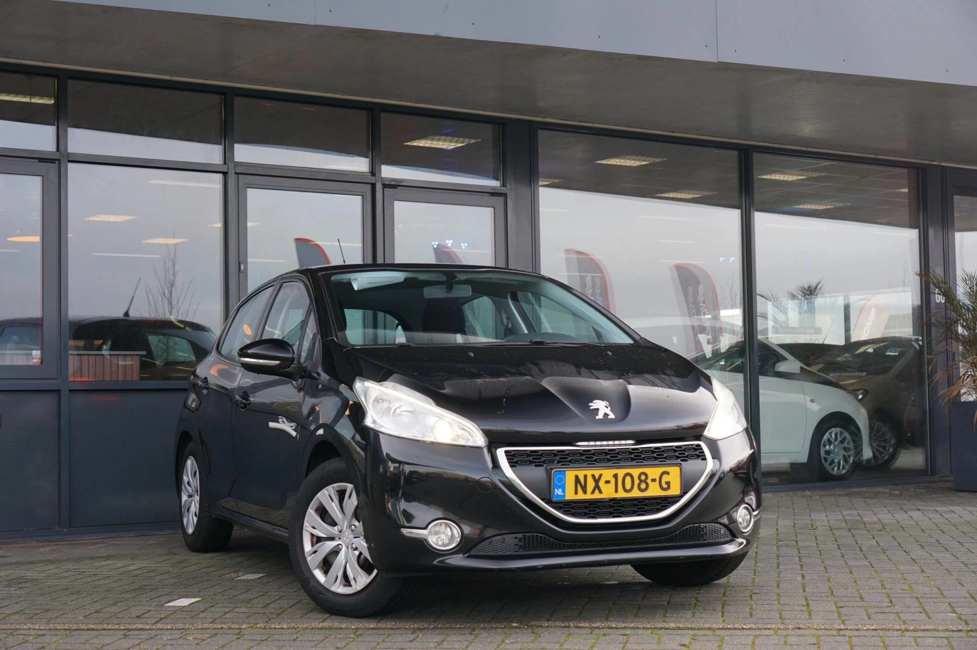 Hoofdafbeelding Peugeot 208