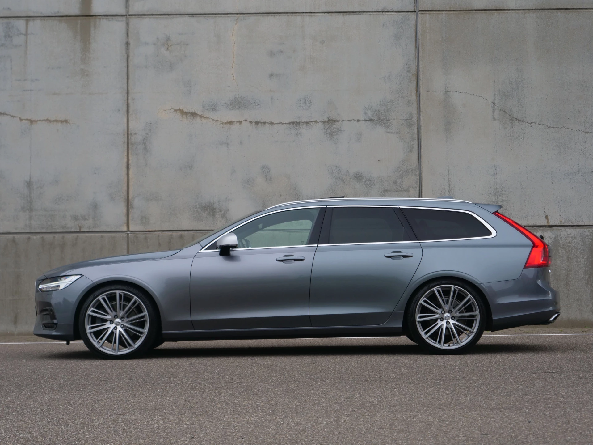Hoofdafbeelding Volvo V90